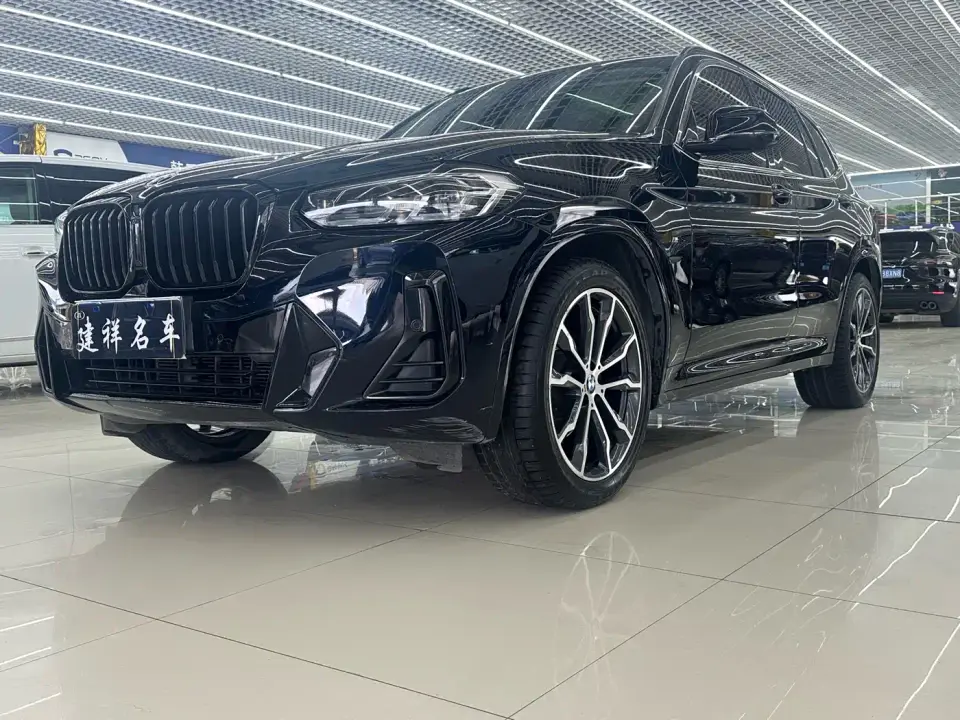 BMW X3 xDrive30i Leading M Night Package 2022