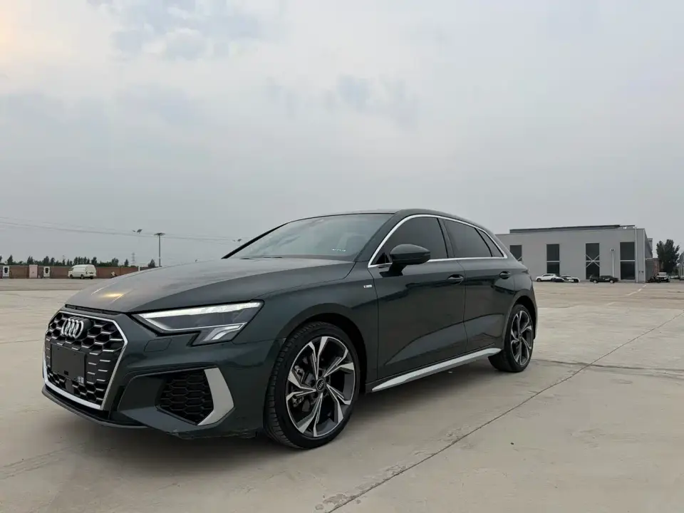Audi A3 Sportback 35 TFSI Luxury Sport 2022