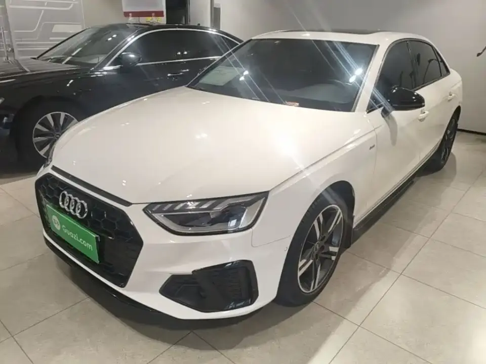 Audi A4L 40 TFSI Luxury Dynamic 2023