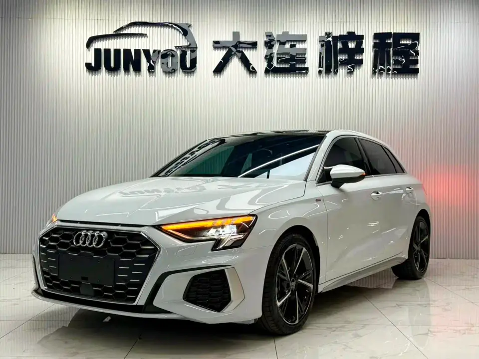 Audi A3 Facelift Sportback 35 TFSI Fashion Sport 2023