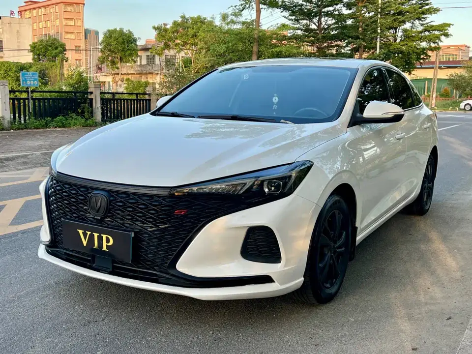 Changan Eado PLUS Blue Whale NE 1.4T GDI DCT Premium 2021