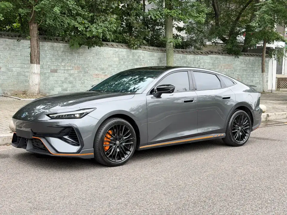 Changan UNI-V 2.0T Sport Version 2025