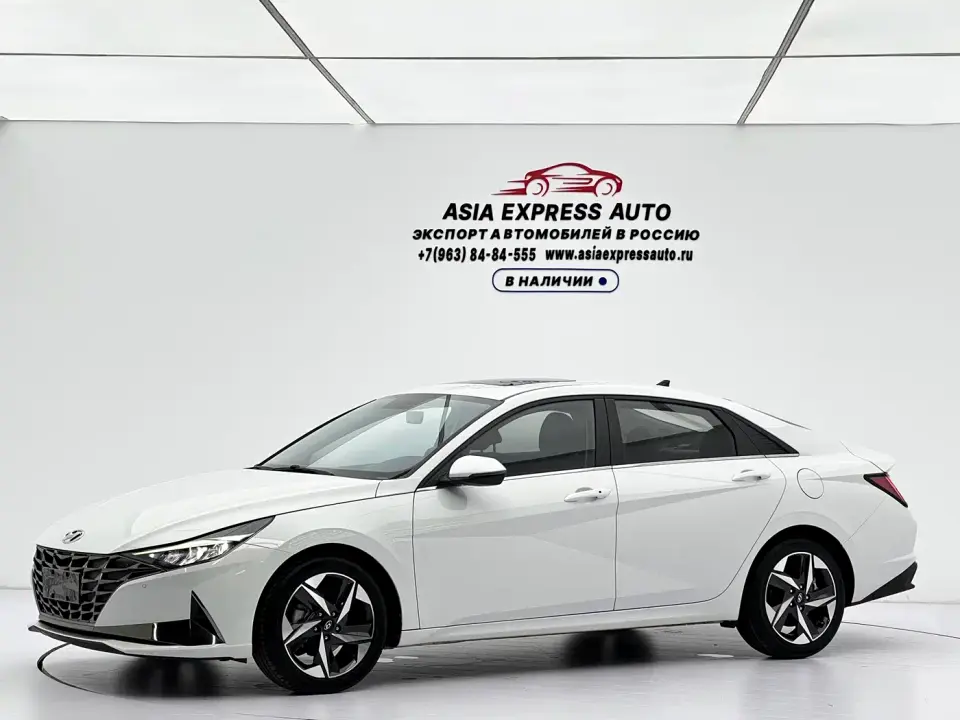 Hyundai Elantra 1.5L CVT LUX Premium Edition 2022