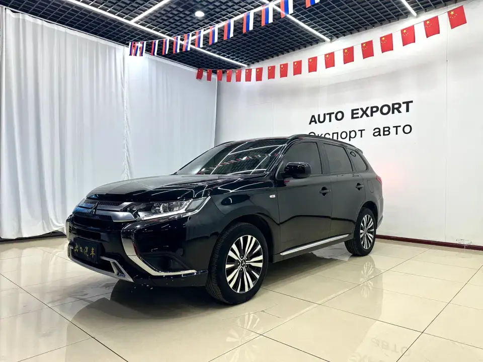 Mitsubishi Outlander 2.0L FWD Comfort Edition 5-seater 2023