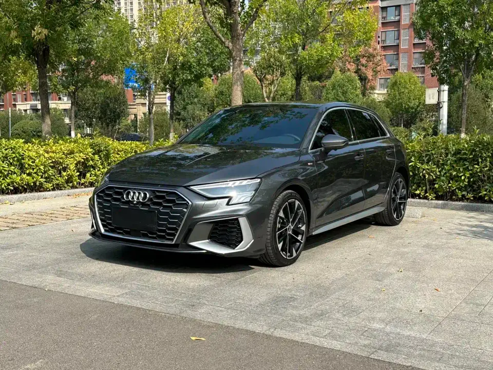 Audi A3 Facelift Sportback 35 TFSI Fashion Sport 2023
