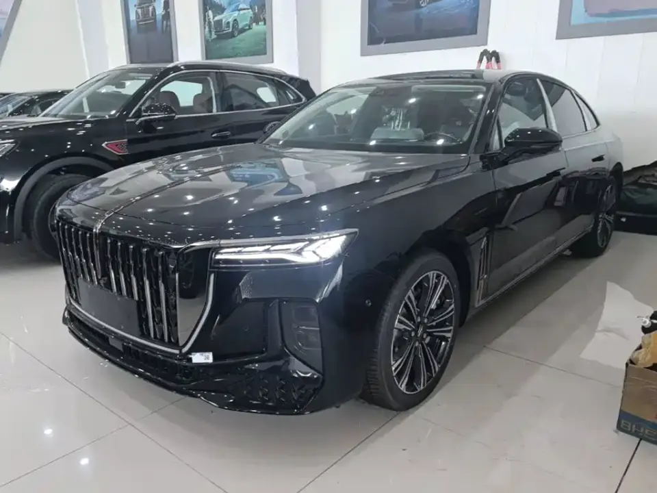 Hongqi H9 2.0T Qi Chang Private Fashion Edition 2026