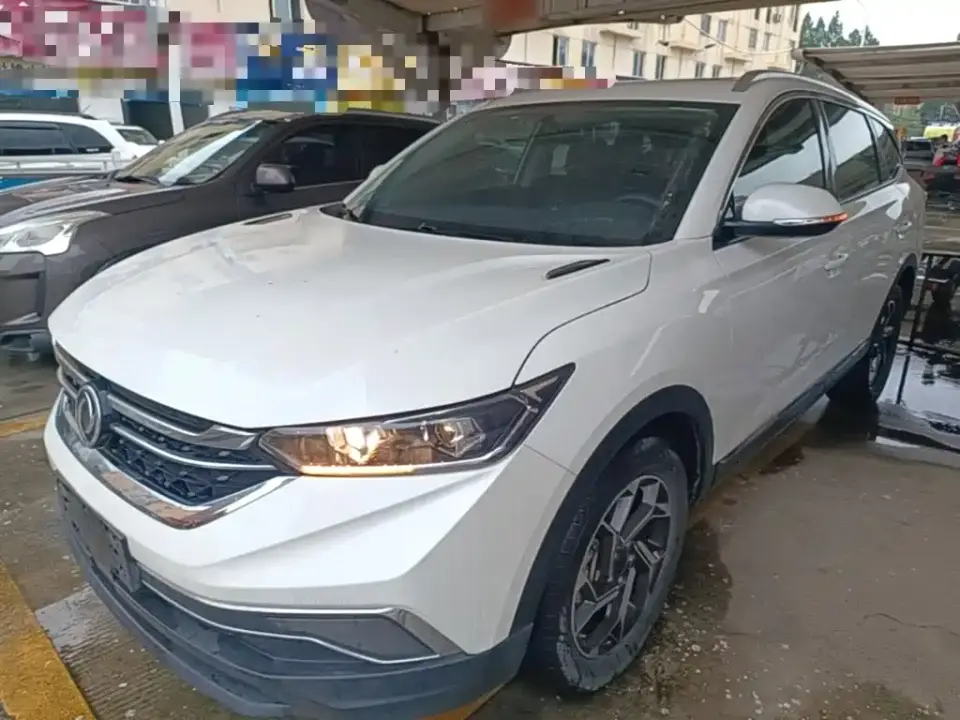 Dongfeng Aeolus Dongfeng Fengshen AX7 1.6T Automatic Premium Edition 2021