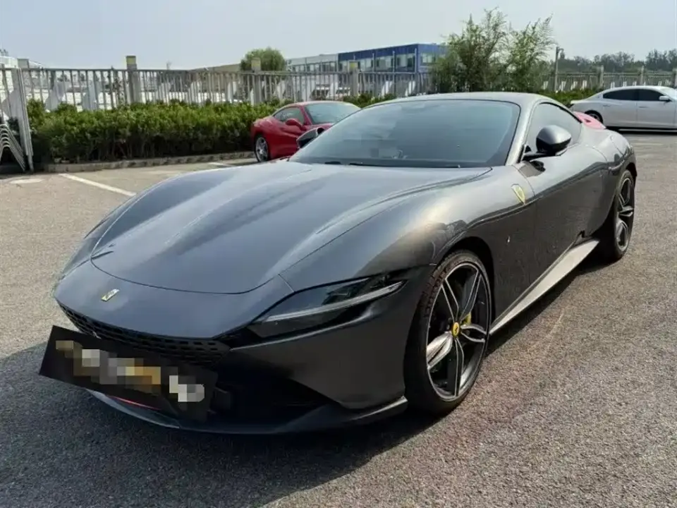 Ferrari Roma 3.9T V8 2023
