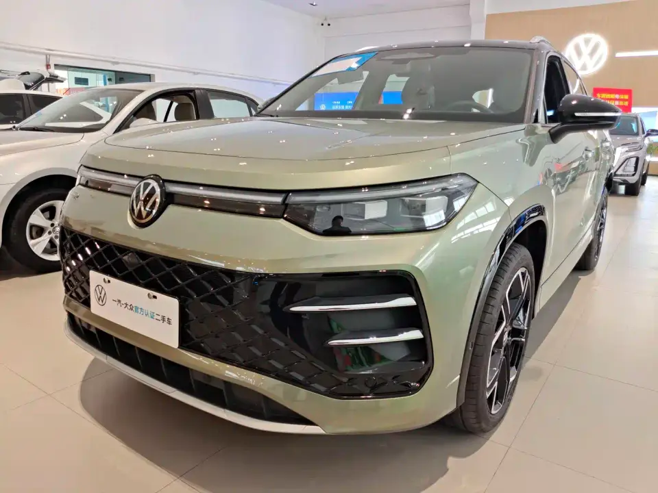 Volkswagen Tayron Model Tayron L 380TSI 4WD Luxury Easy Package 2025