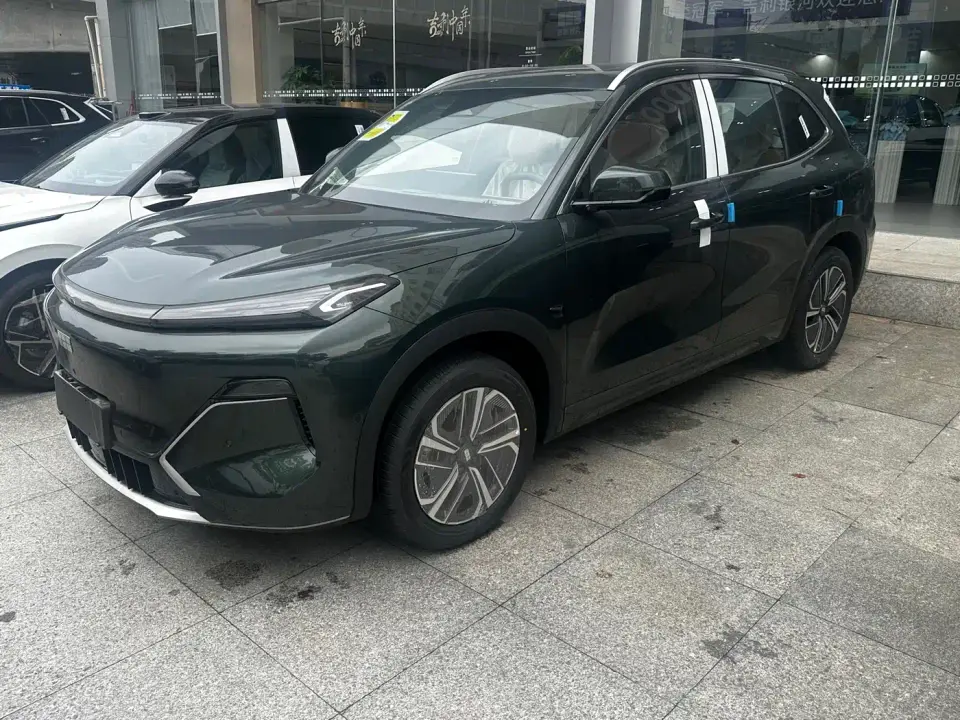 Geely Galaxy Galaxy Starship 7 EM-i 135km Smart Navigation Edition 2026