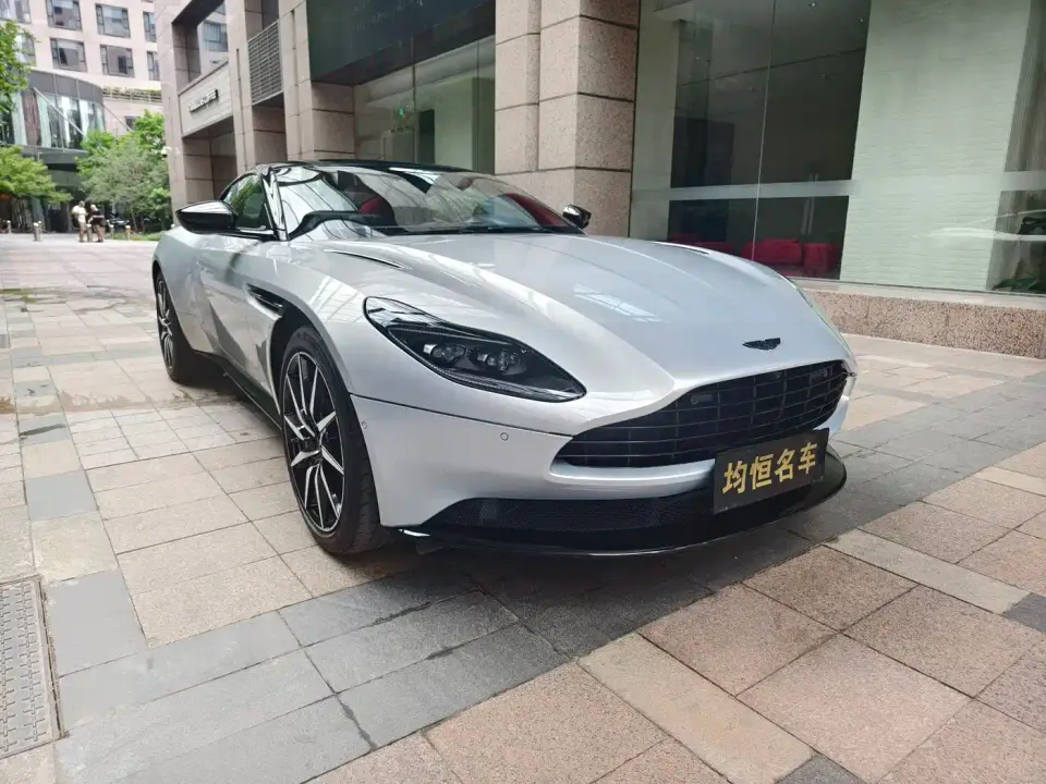 Aston Martin DB11 4.0T V8 Coupe 2022