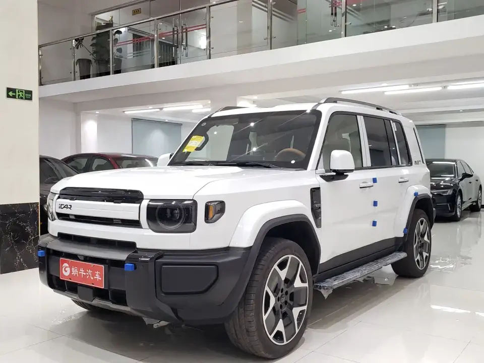 iCar V27 200KM AWD Falcon 500 2026