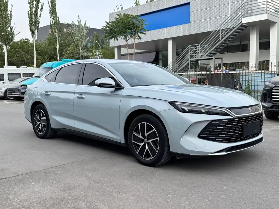 BYD Qin L DM-i 120KM Superior Edition 2024