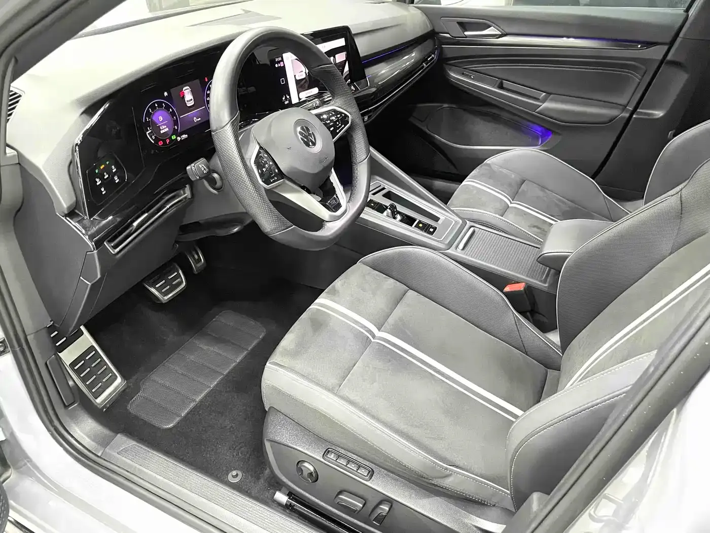 Volkswagen Golf 280TSI DSG R-Line 2022 — фото 7