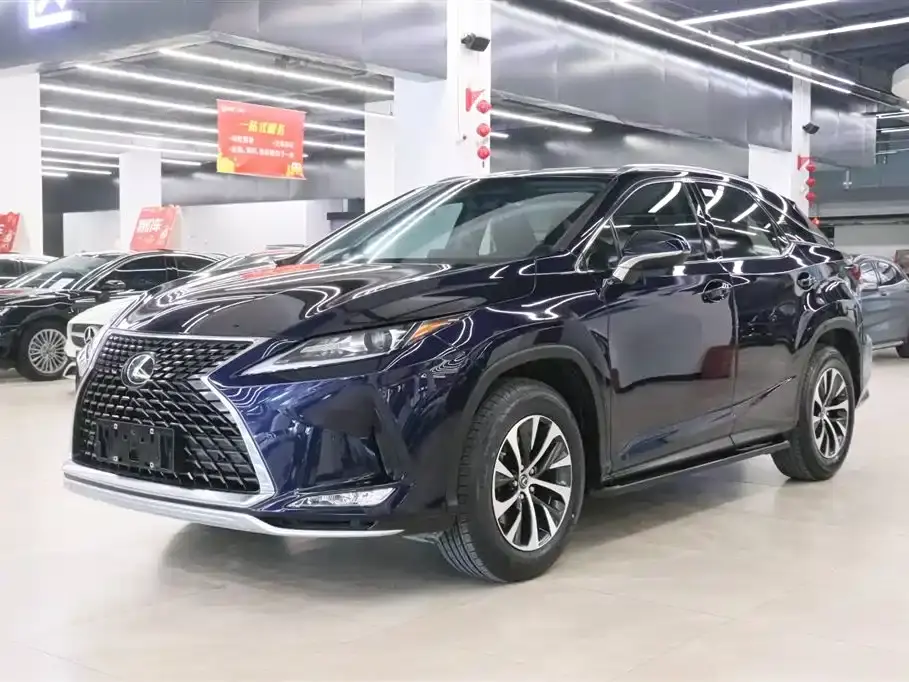 Lexus RX Facelift 300 2WD Comfort Edition 2022