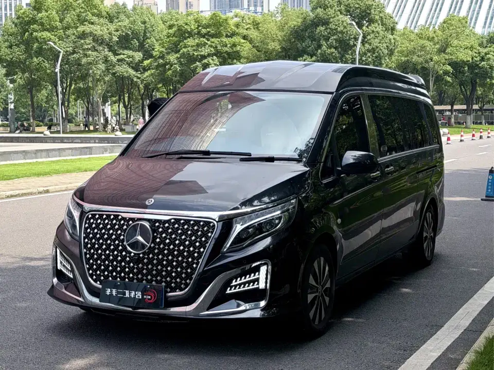 Mercedes-Benz Vito 2.0T Business 7-Seater 2025
