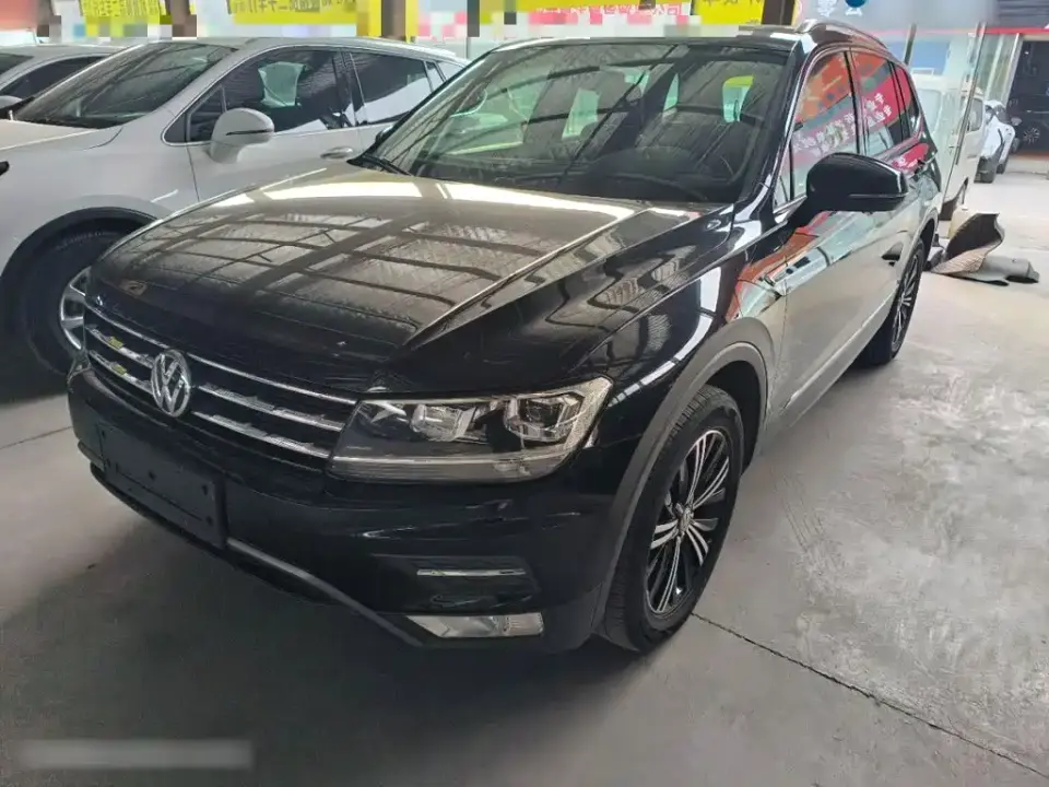 Volkswagen Tiguan L Facelift 330TSI Auto 2WD Panorama Comfort China VI 2020