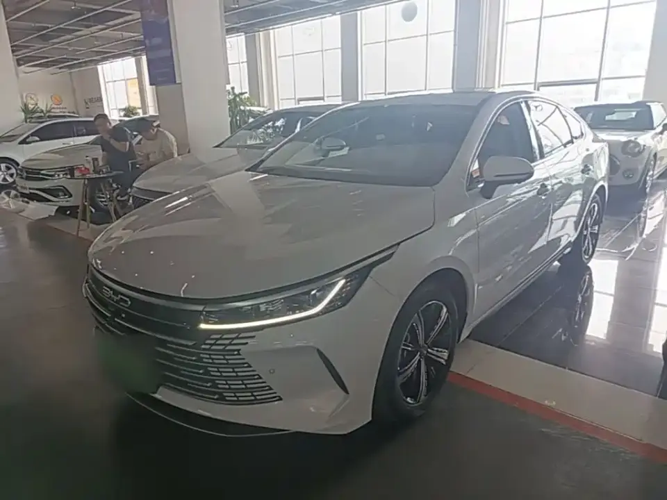 BYD Destroyer 05 DM-i 120KM Premium 2023