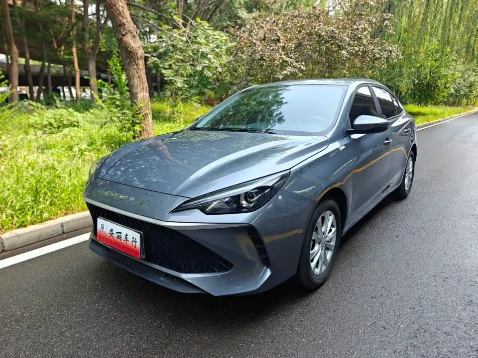 Roewe i5 1.5L CVT Luxury 2025