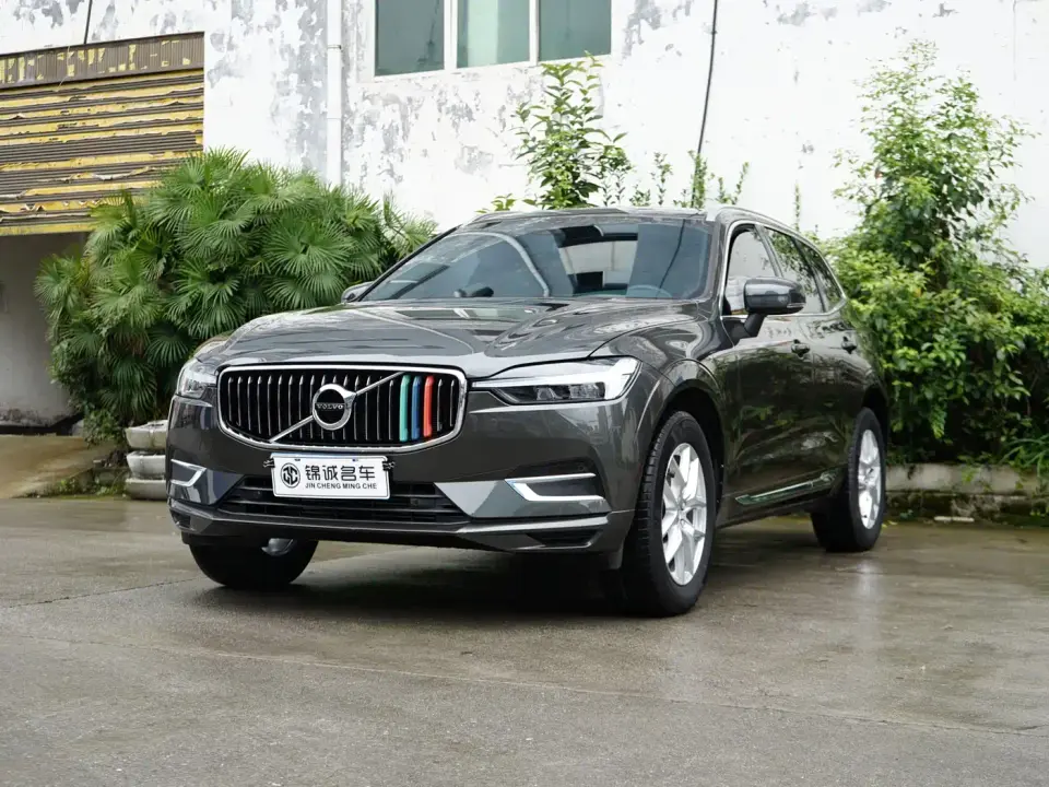 Volvo XC60 T5 AWD Momentum 2021