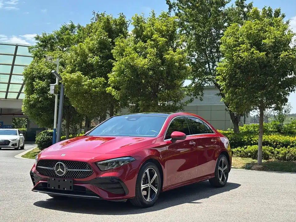 Mercedes-Benz A-Class Facelift A 200 L Fashion 2024