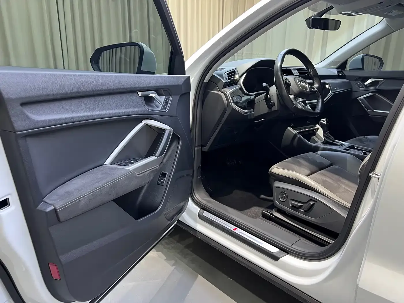 Audi Q3 35 TFSI Fashion Dynamic (1.4T) 2023 — фото 9