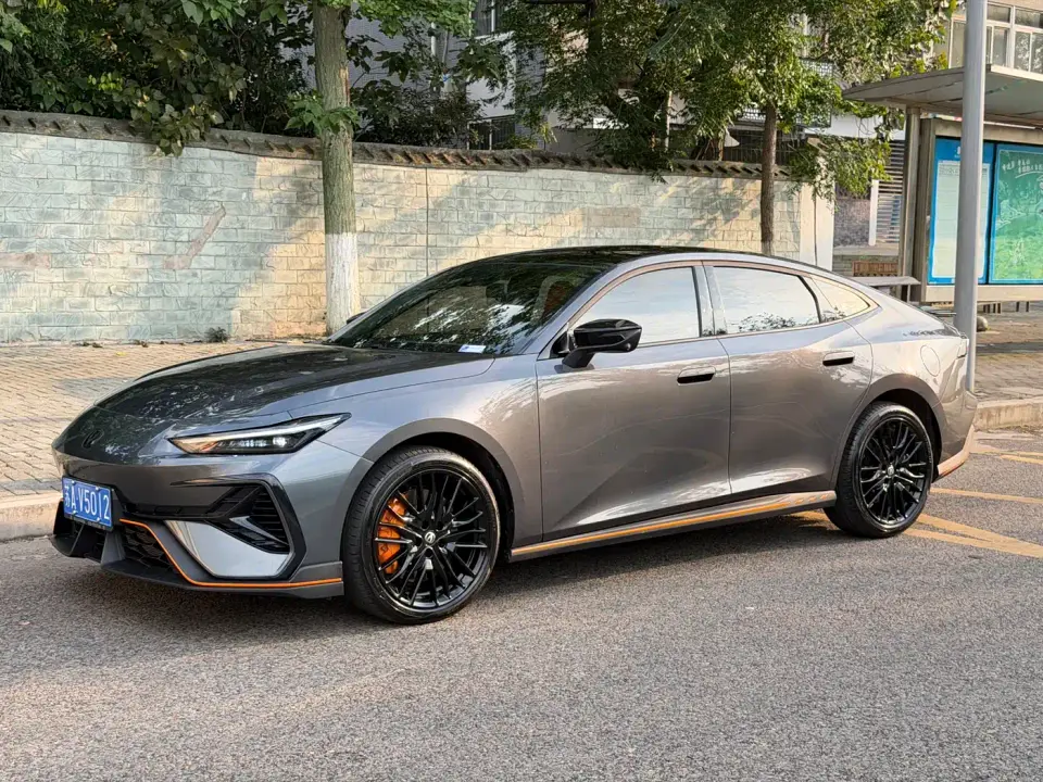 Changan UNI-V 2.0T Sport Version 2025