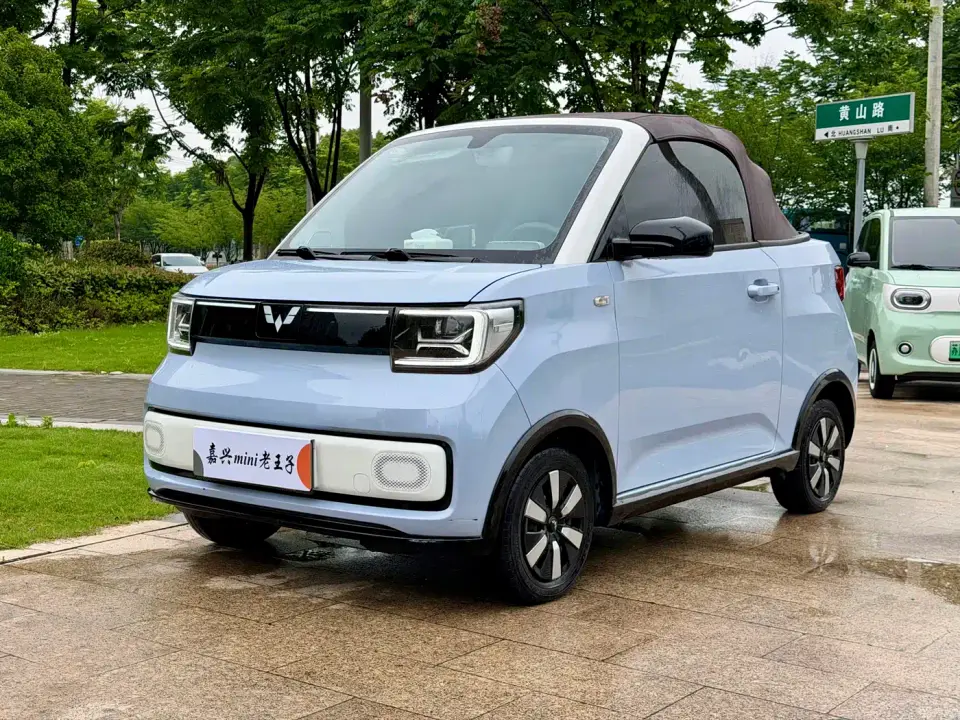 Wuling Motors Hongguang MINIEV Convertible Version 2024