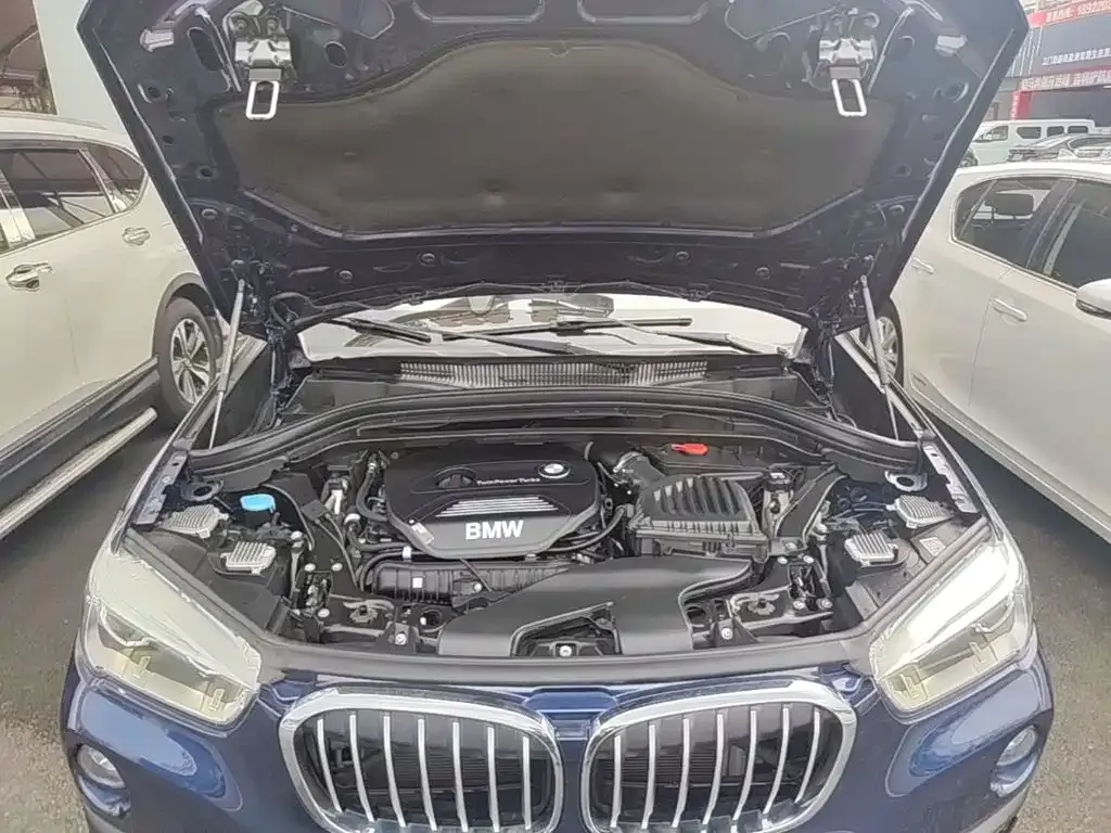 BMW X1 sDrive20Li Leading Model 2019 — фото 20