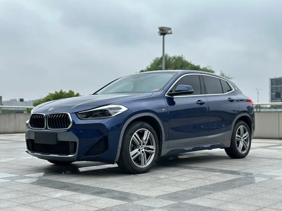 BMW X2 sDrive25i Leading M Off-Road Package 2020