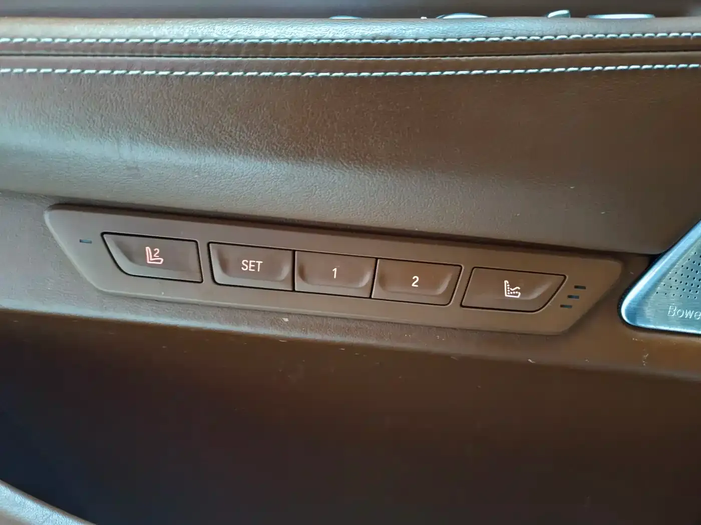 BMW 7 Series 740Li xDrive Premium Type Excellence Package 2019 — фото 14