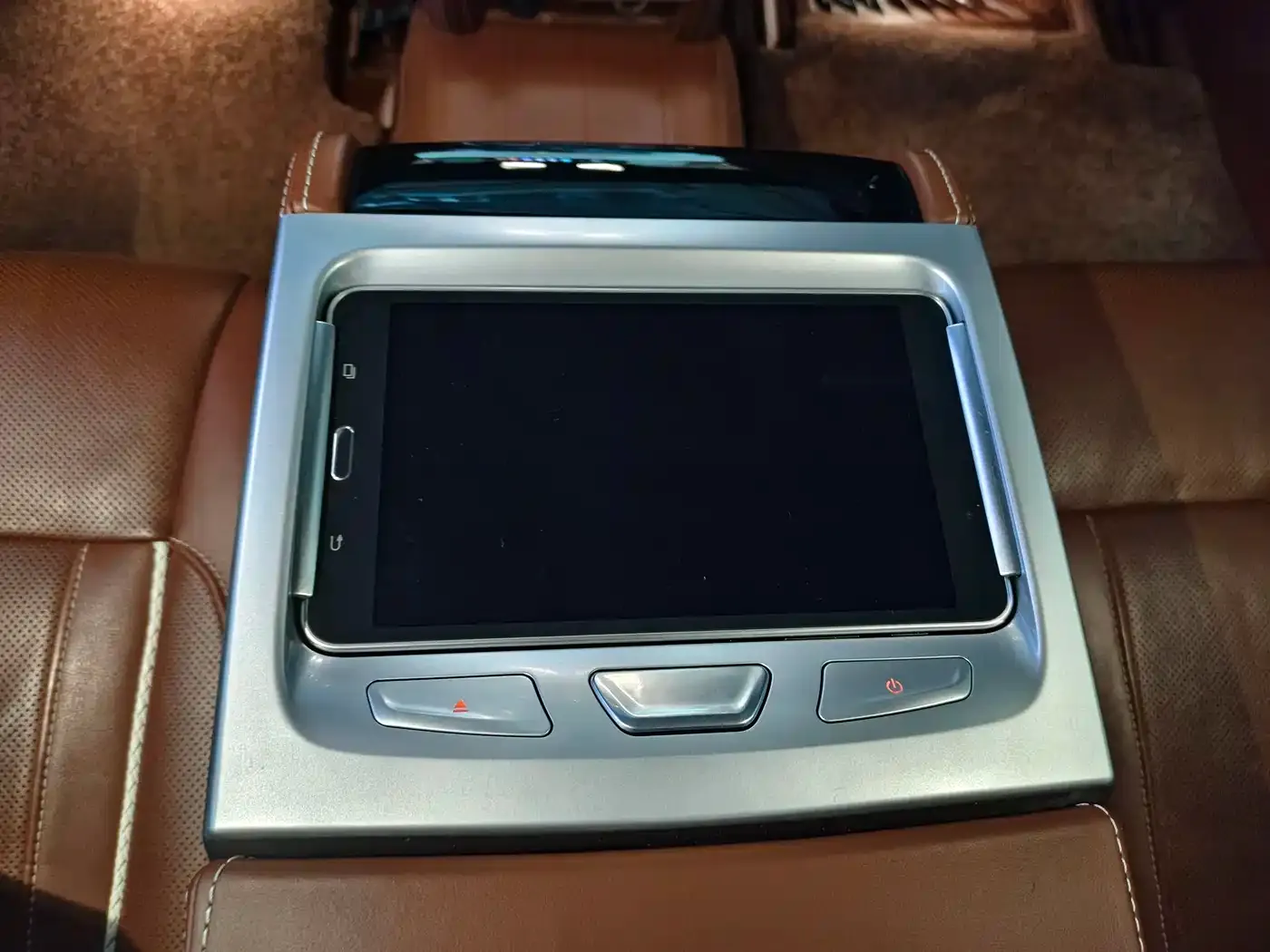 BMW 7 Series 740Li xDrive Premium Type Excellence Package 2019 — фото 16