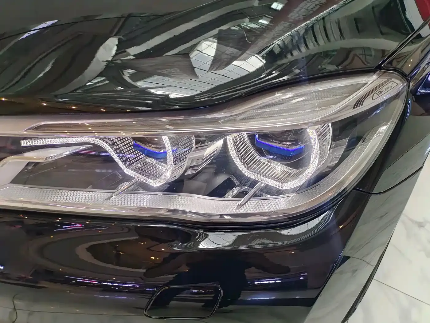 BMW 7 Series 740Li xDrive Premium Type Excellence Package 2019 — фото 4