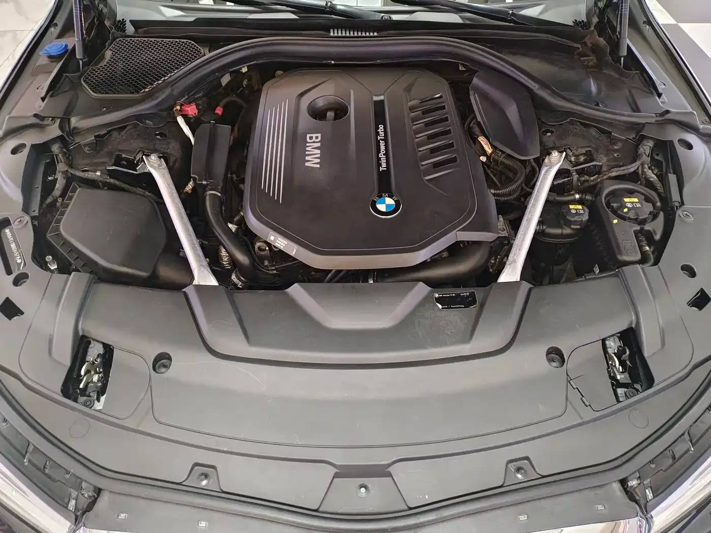 BMW 7 Series 740Li xDrive Premium Type Excellence Package 2019 — фото 29