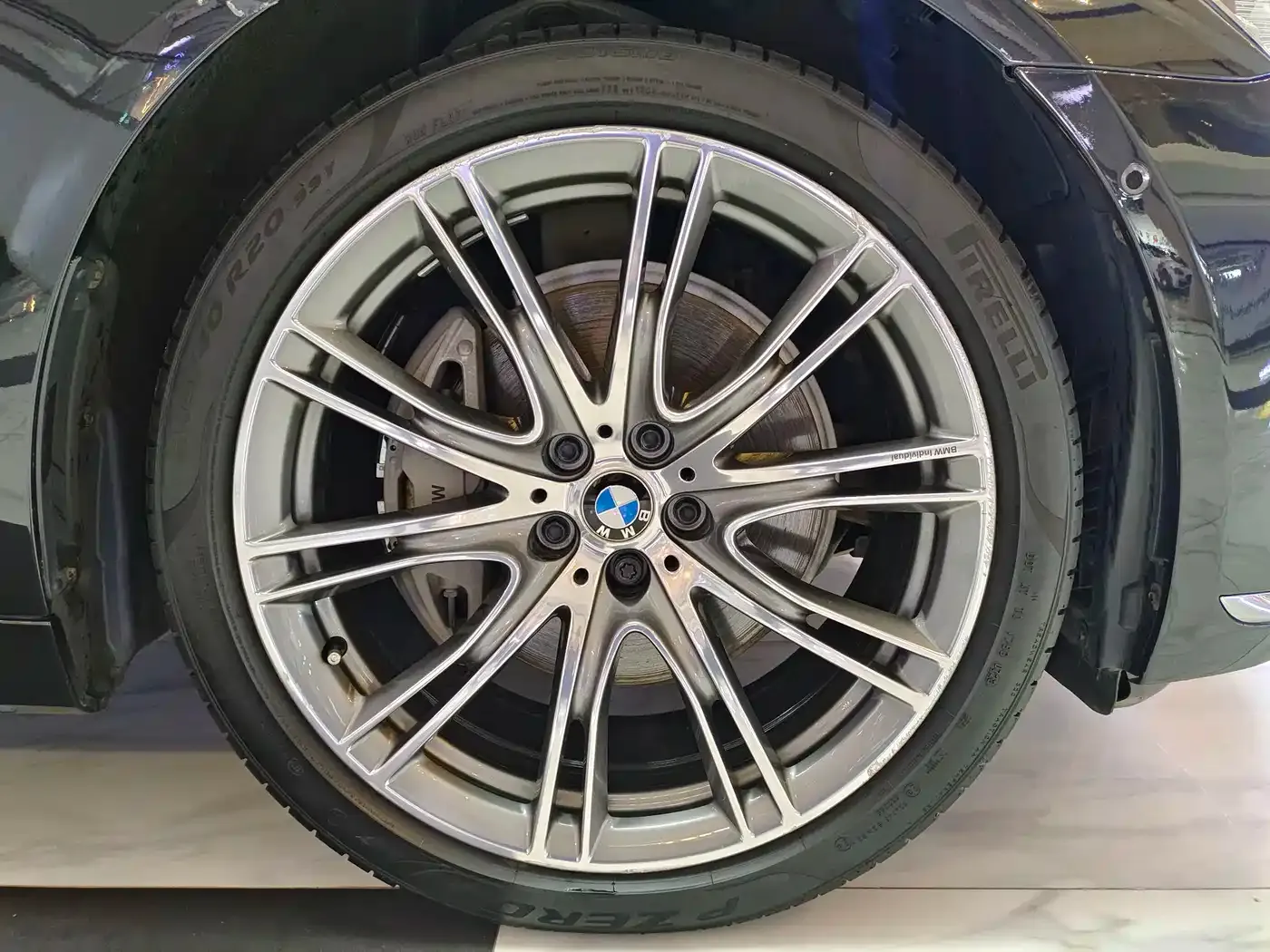 BMW 7 Series 740Li xDrive Premium Type Excellence Package 2019 — фото 28