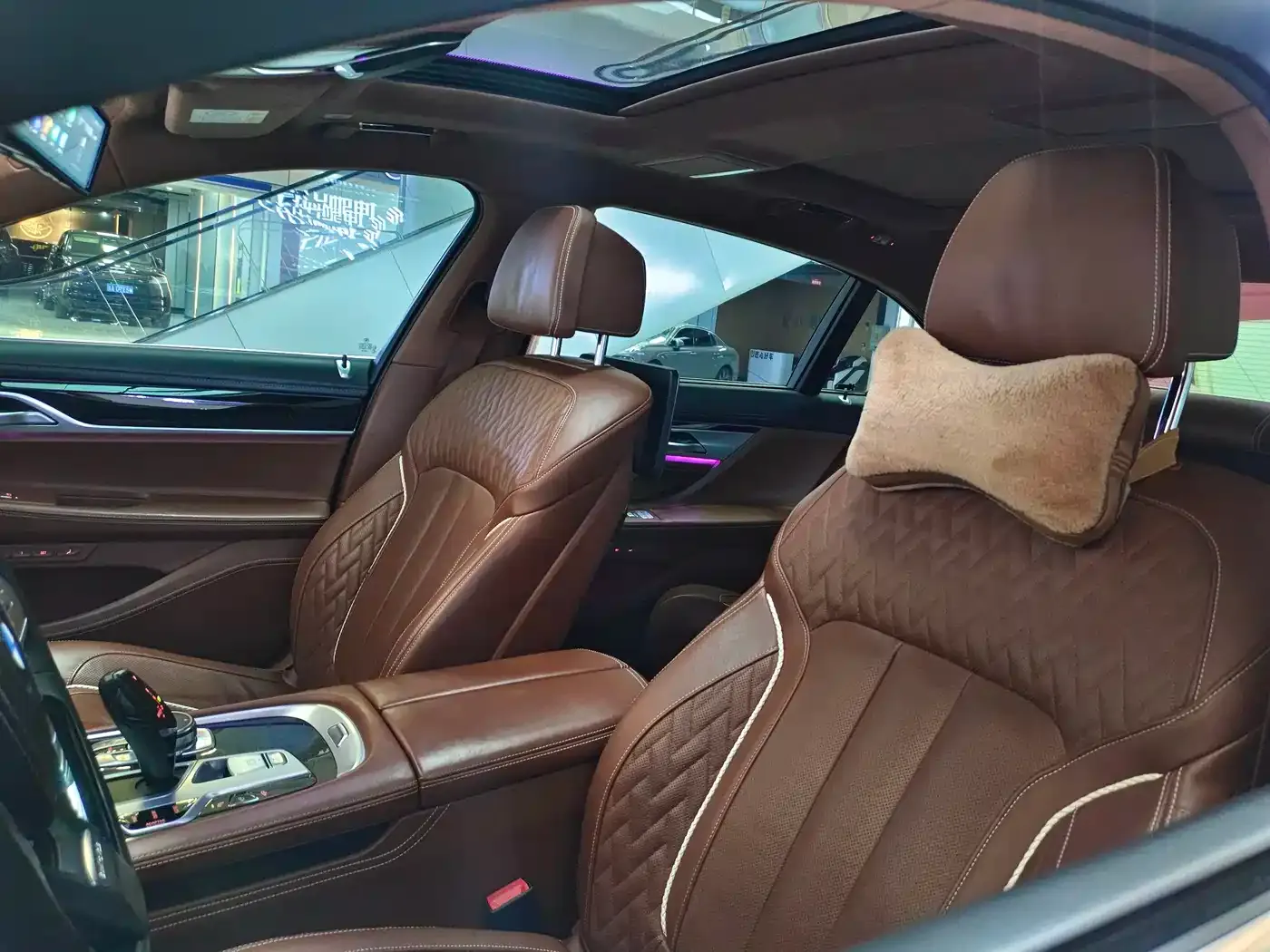 BMW 7 Series 740Li xDrive Premium Type Excellence Package 2019 — фото 13