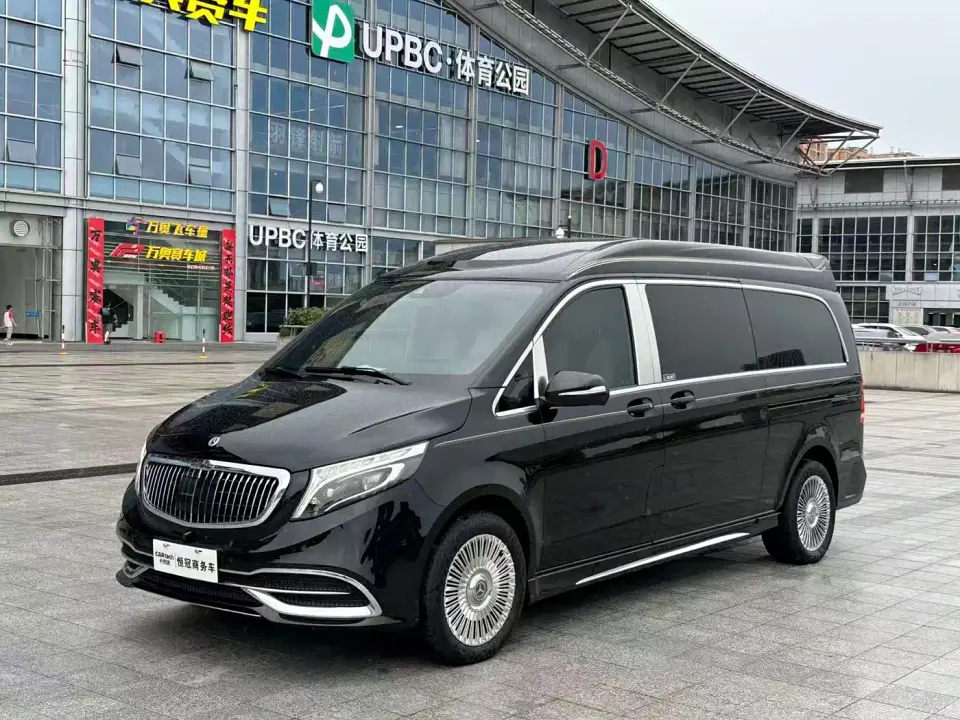Mercedes-Benz V-Class V 260 L Long Wheelbase Premium Edition 2022