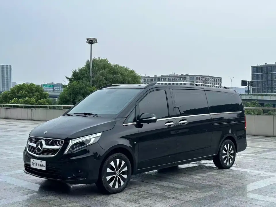 Mercedes-Benz Vito 2.0T Business 7-Seater 2024