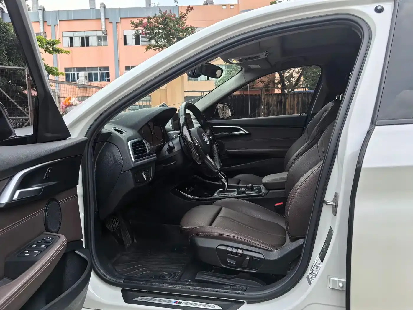 BMW 1 Series Model 120i M Sport Package 2019 — фото 4