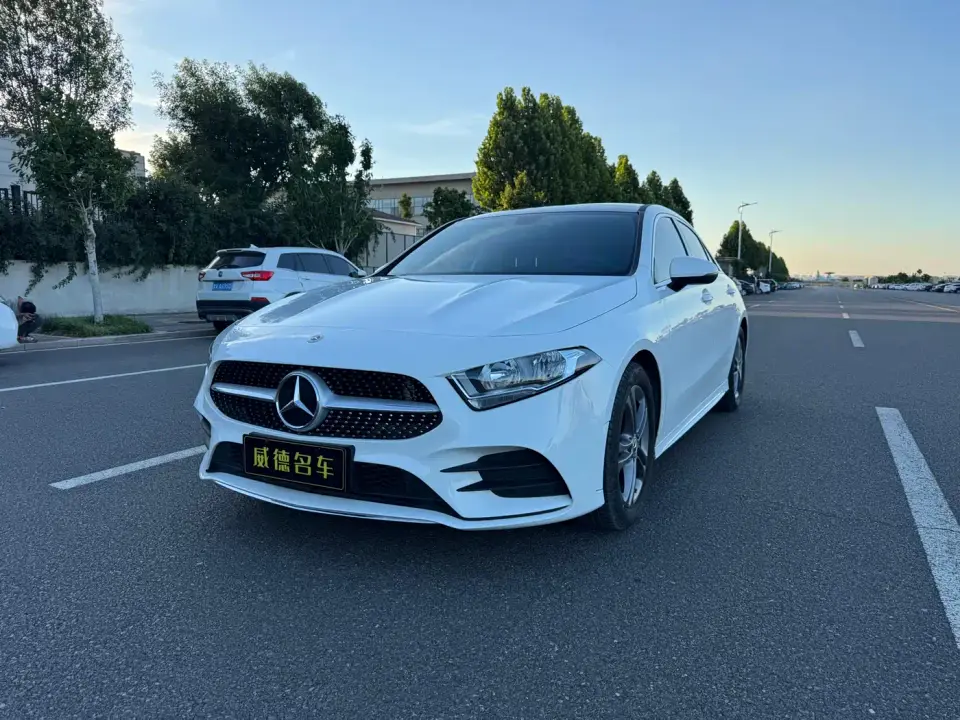 Mercedes-Benz A-Class A 180 L Sport Sedan 2022