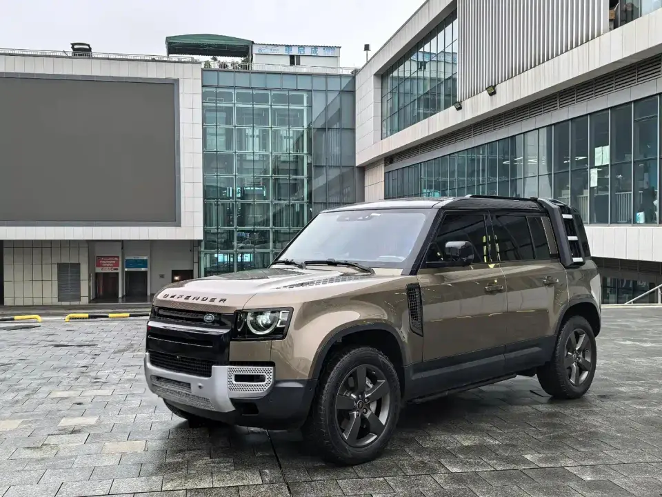 Land Rover Defender Model 110 P400 HSE 2020