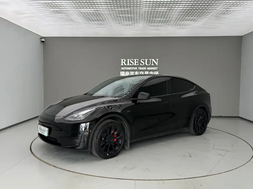 Tesla Model Y Facelift Rear-Wheel Drive Version 2023