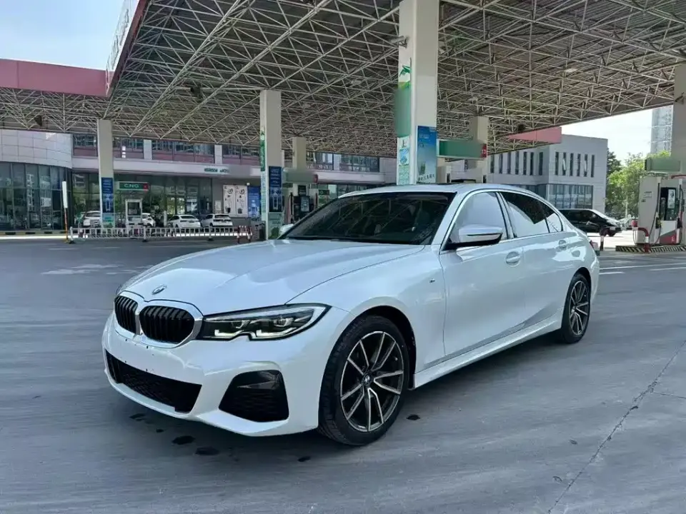 BMW 3 Series 325Li M Sport Package 2022