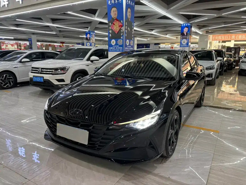 Hyundai Elantra 1.5L CVT LUX Black Knight Limited Edition 2022