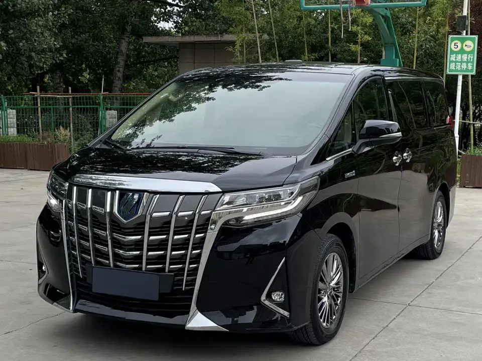 Toyota Alphard Hybrid 2.5L Luxury 2023