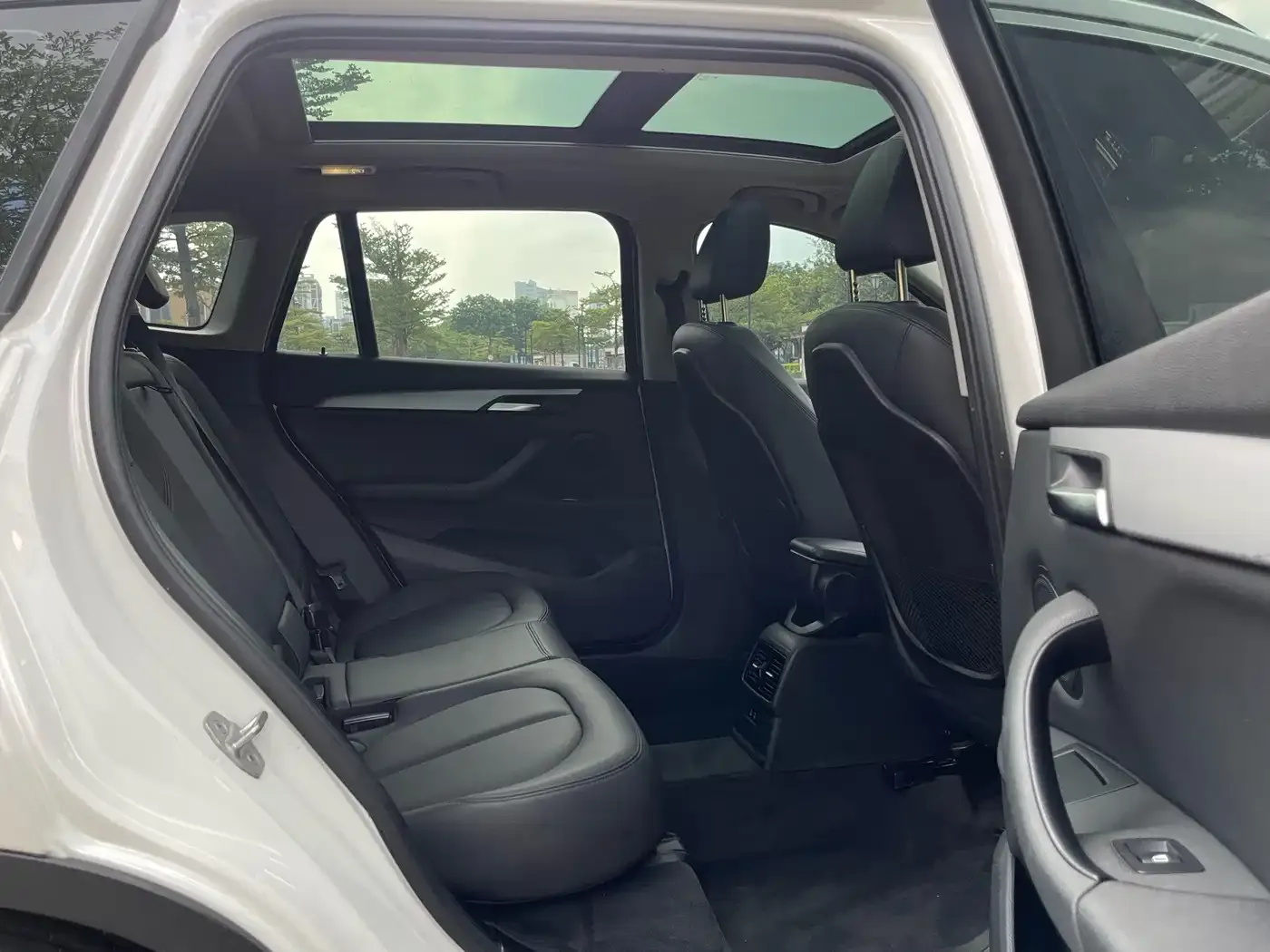 BMW X1 sDrive18Li Fashion Model 2019 — фото 15