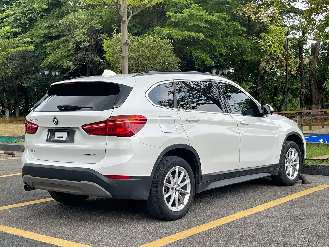 BMW X1 sDrive18Li Fashion Model 2019 — фото 4