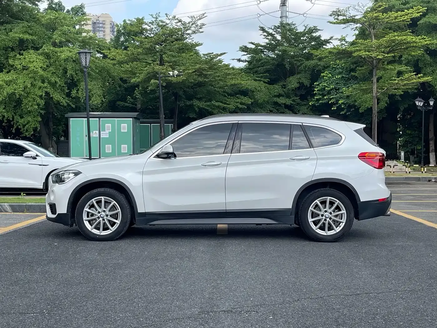 BMW X1 sDrive18Li Fashion Model 2019 — фото 7