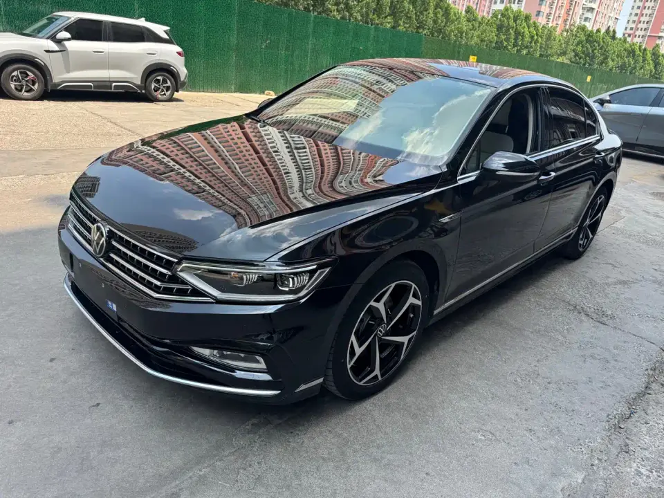 Volkswagen Magotan Model 2 Million Commemorative Edition 330TSI DSG Luxury 2024