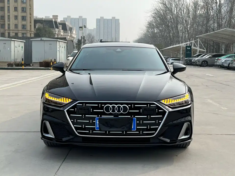 Audi A7L 45TFSI S-line Dream Edition Crystal Package 2024